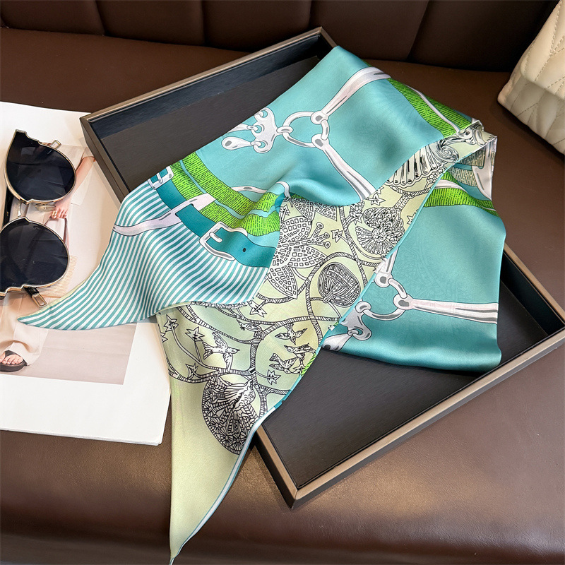 Women's Double-sided Print Sil – Ascot Neck Scarf recenzja i cena