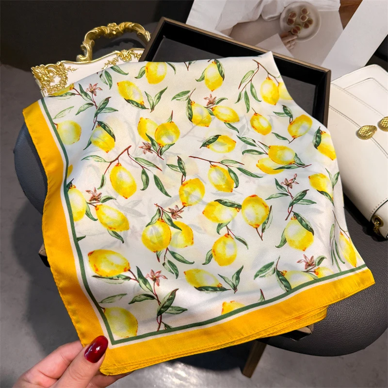 70cm Square Lemon Print Yellow – Ascot Neck Scarf recenzja i cena