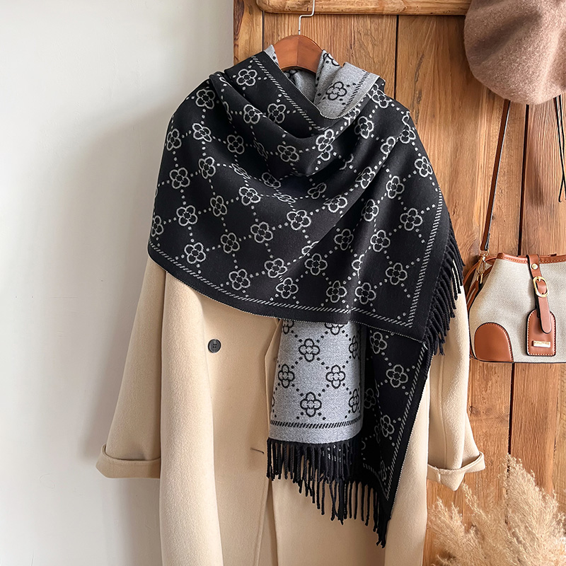 Brands Jacquard Design Winter  – Woven Scarf Blanket recenzja i cena